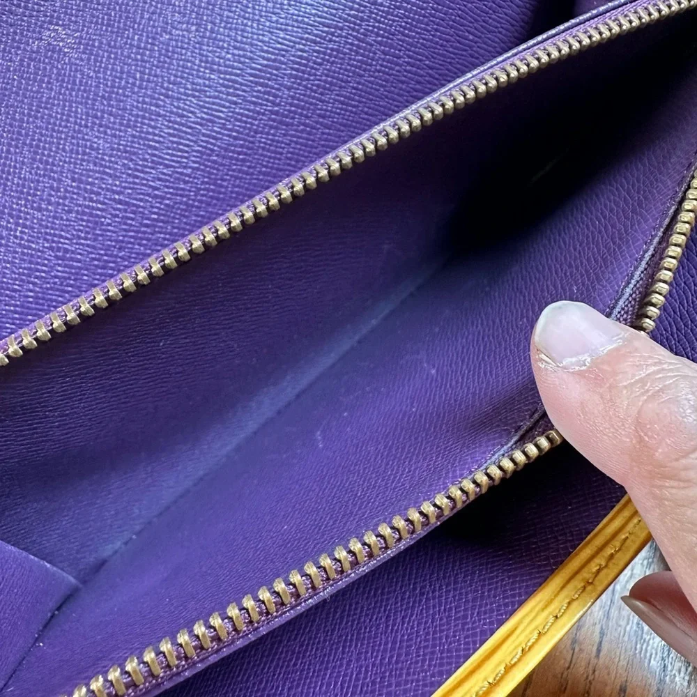 Louis Vuitton epi leather Sarah Portefeuille long wallet